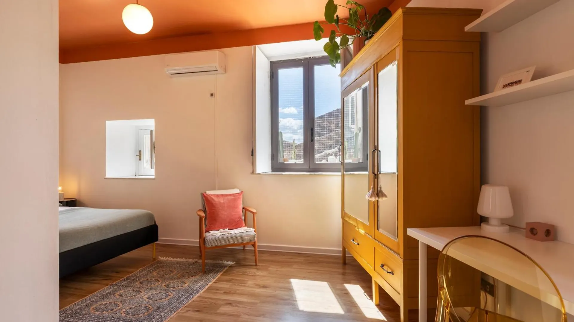 Homestay Rooftop Catania Bed and breakfast